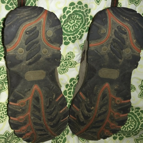 WOMEN'S EMS VIBRAM HIKING BOOTS Size 6 - Picture 6 of 7